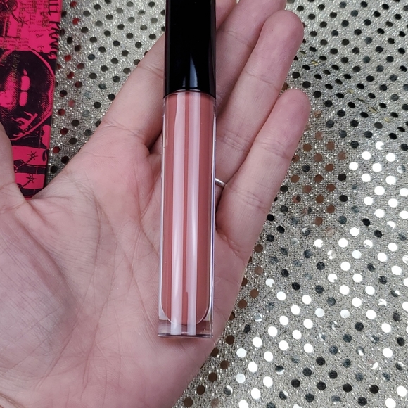 ❗CLOSET CLOSING TONIGHT❗ - Picture 3 of 5